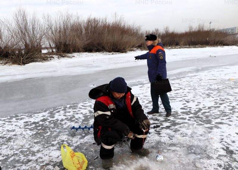 Профилактический рейд на водоёмах Улан-Удэ провели инспекторы ГИМС